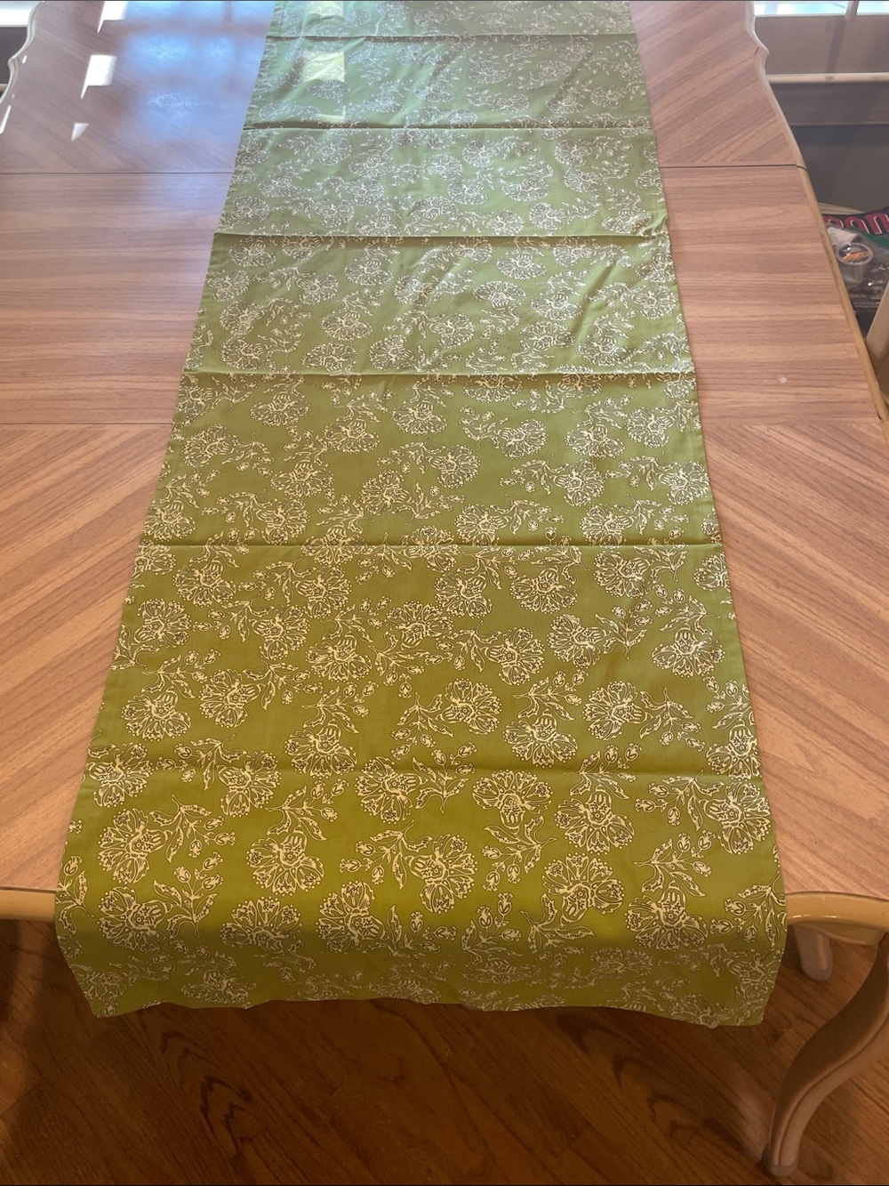 Set of 5 Green Floral Table Runner  20” x 72”
